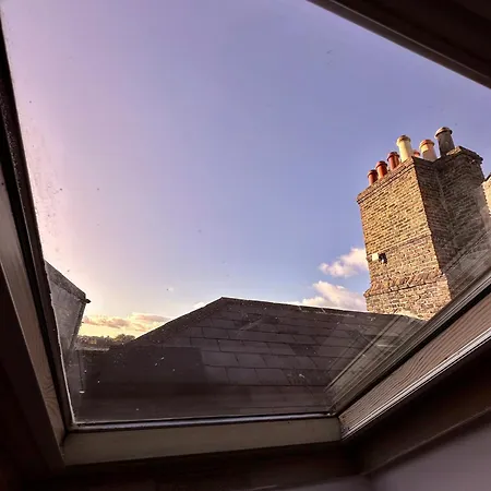 Spacious In Pansiyon Dublin