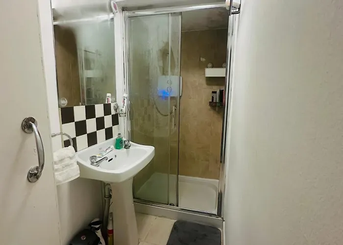 Spacious In Pansiyon *