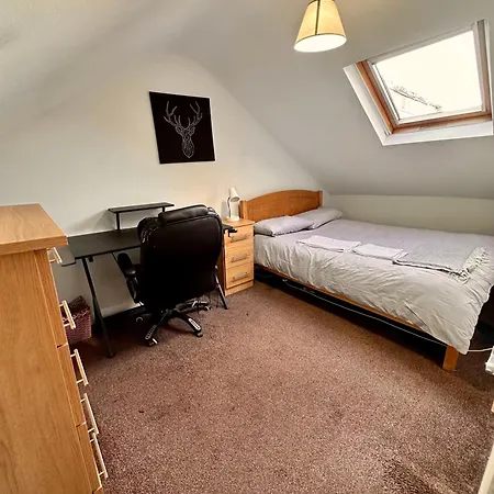 Δωμάτια σε οικογενειακή κατοικία Spacious In